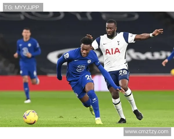 诺丁汉森林迎战谢周三期待一场精彩的英冠对决与激烈的竞争